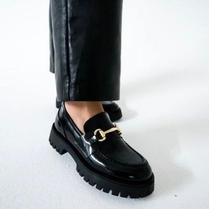 NWOT Steve Madden Black Lando Loafers